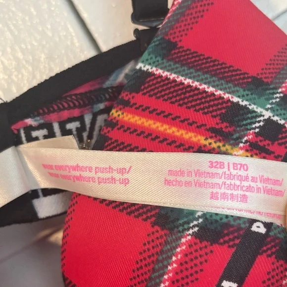 PINK Victoria’s Secret Red & Black Plaid Push-Up Bra - Picture 8 of 12